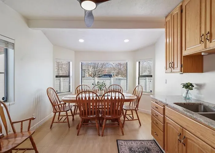 Family-Friendly 4Br Provo Home Near Provo Airport